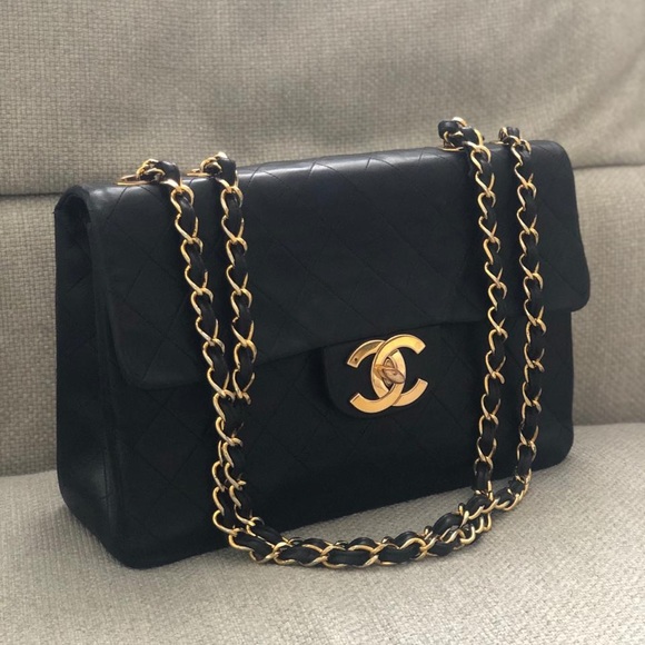 CHANEL Handbags - Chanel Vintage XL Jumbo Classic Bag